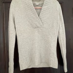 J Crew 100% Cashmere sweater in new condition
